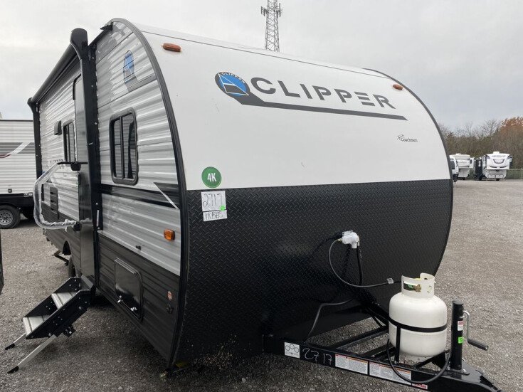 Thumbnail Photo undefined for New 2023 Coachmen Clipper
